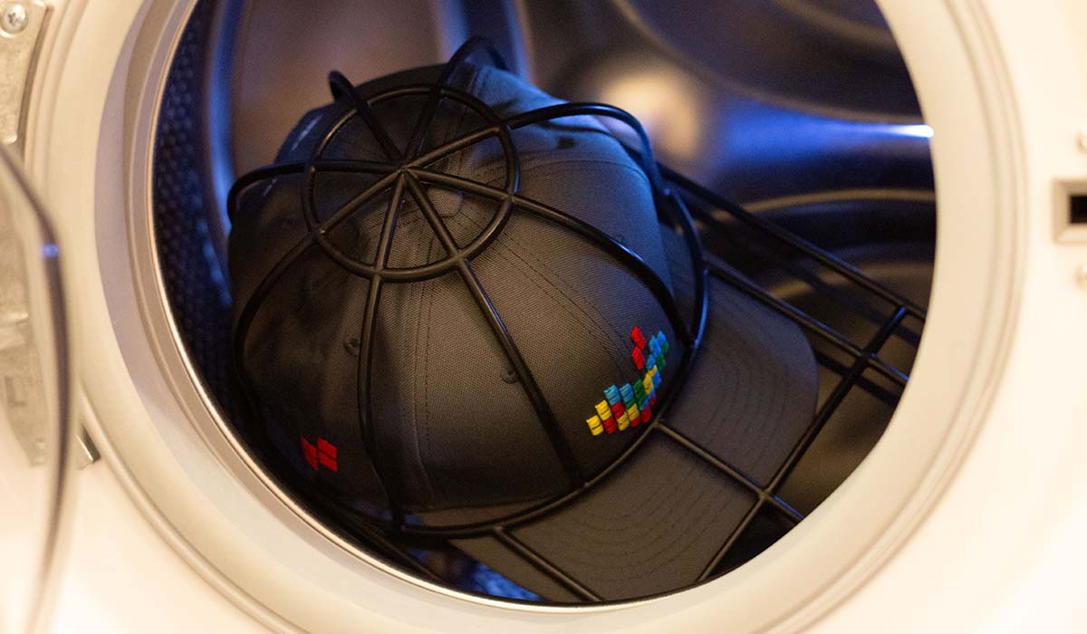 Cap mit Cap-Washer in Waschmaschine